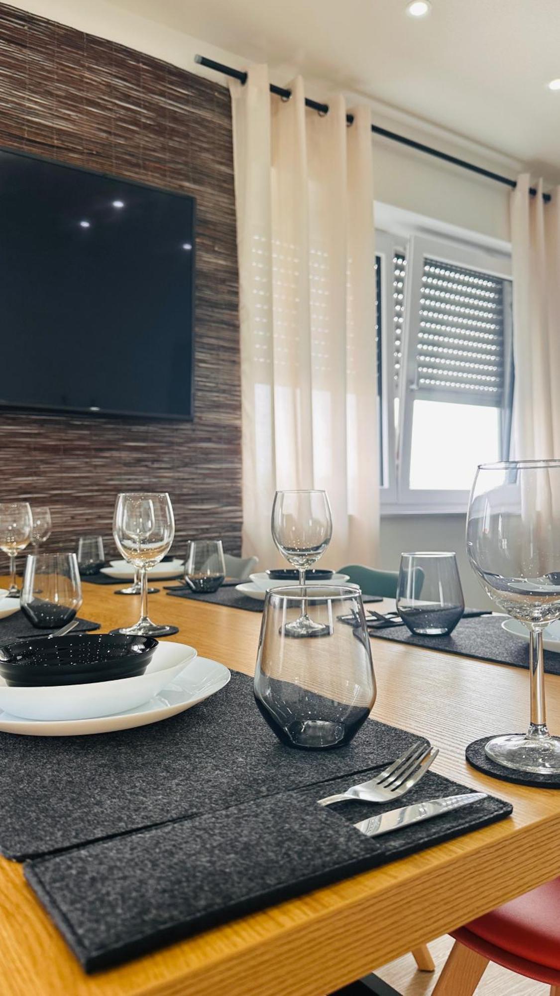 Amao-Obsidian I 120Qm I Elegantes Business- & Familienapartment I 3 Schlafzimmer I Kingsize Betten Schwanau Exterior photo